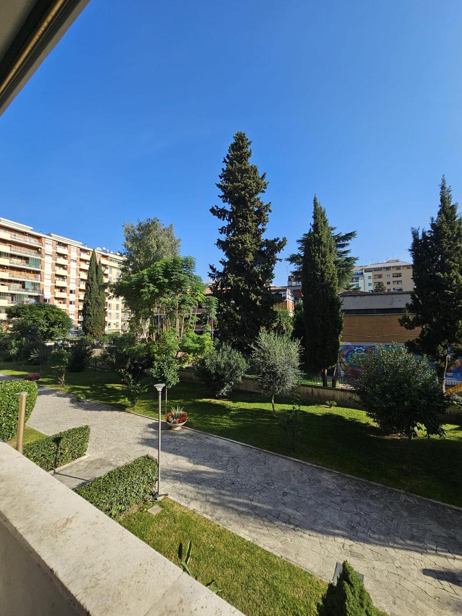 A Casa Di Luca Roma Exterior foto